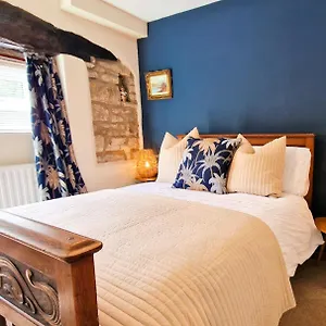 The Old Wash Kitchen - Charming Character In Holmfirth, Yorkshire , Holmfirth United Kingdom